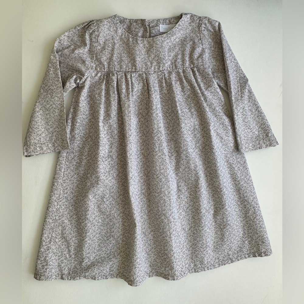 Poppy Rose girl’s Stylish Gray Patterned Dress.  Size 2T.